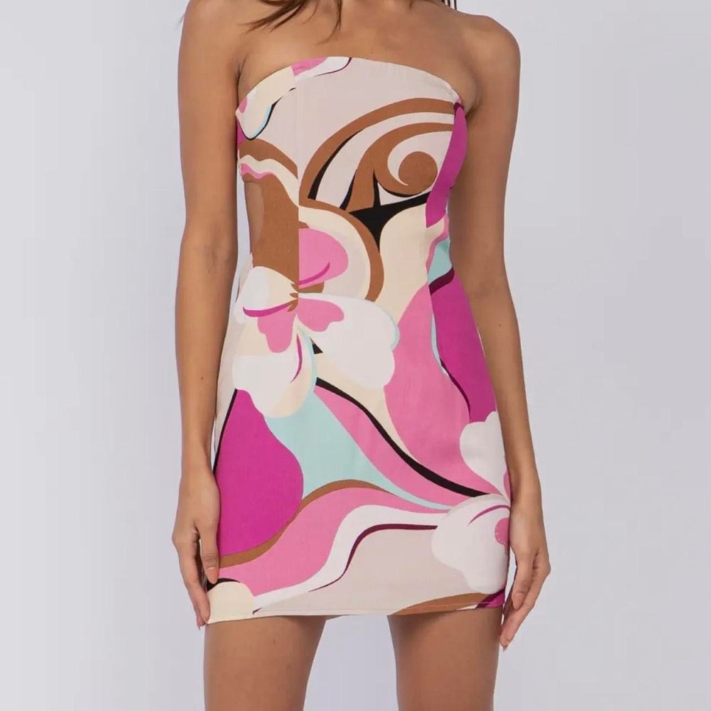 Pink Strapless Bodycon Dress for a Night Out